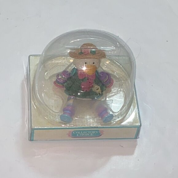 VTG, Rare Dan Dee Collectors Choice Cut Sew Button Easter Duck Figurine In Box - Picture 3 of 13
